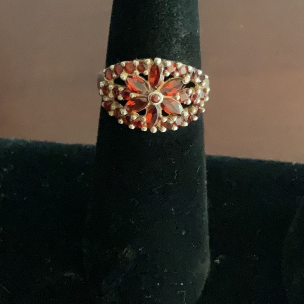 Radiant Gold and Red Gemstone Ring